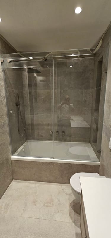 מ.מ עבודות אלומיניום ו זכוכית